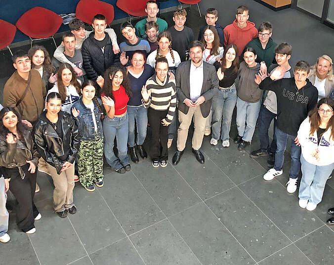 Schülergruppe aus der Partnerstadt Sarajevo