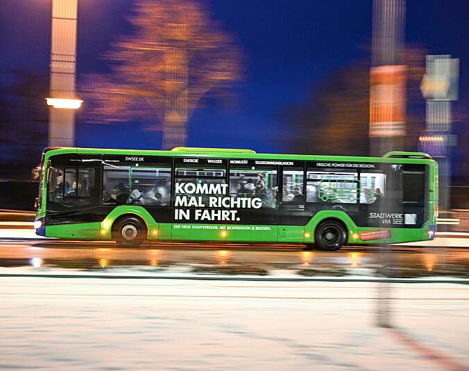 Fahrender Stadtbus. (Foto: SWSee)
